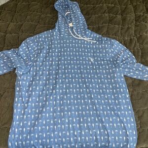 Local boy Outfitters Pullover